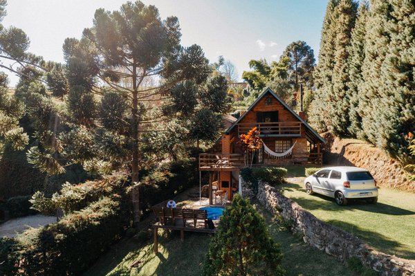 Les meilleures astuces pour économiser sur la location de voiture avec des cartes de réduction